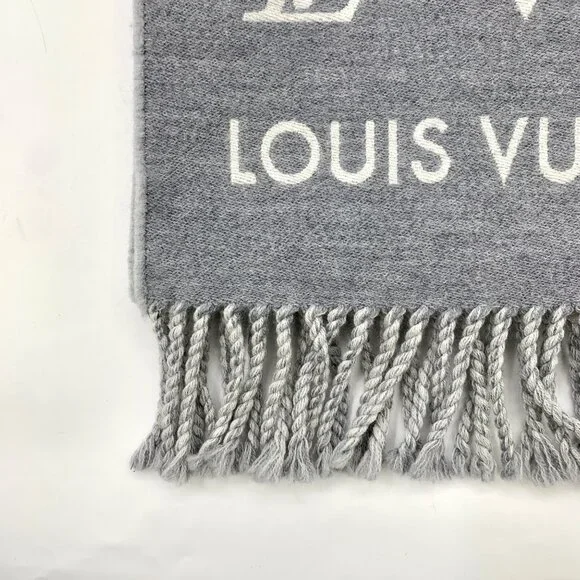 Louis Vuitton Grey Monogram Wool Fringe Scarf - Picture 3 of 9